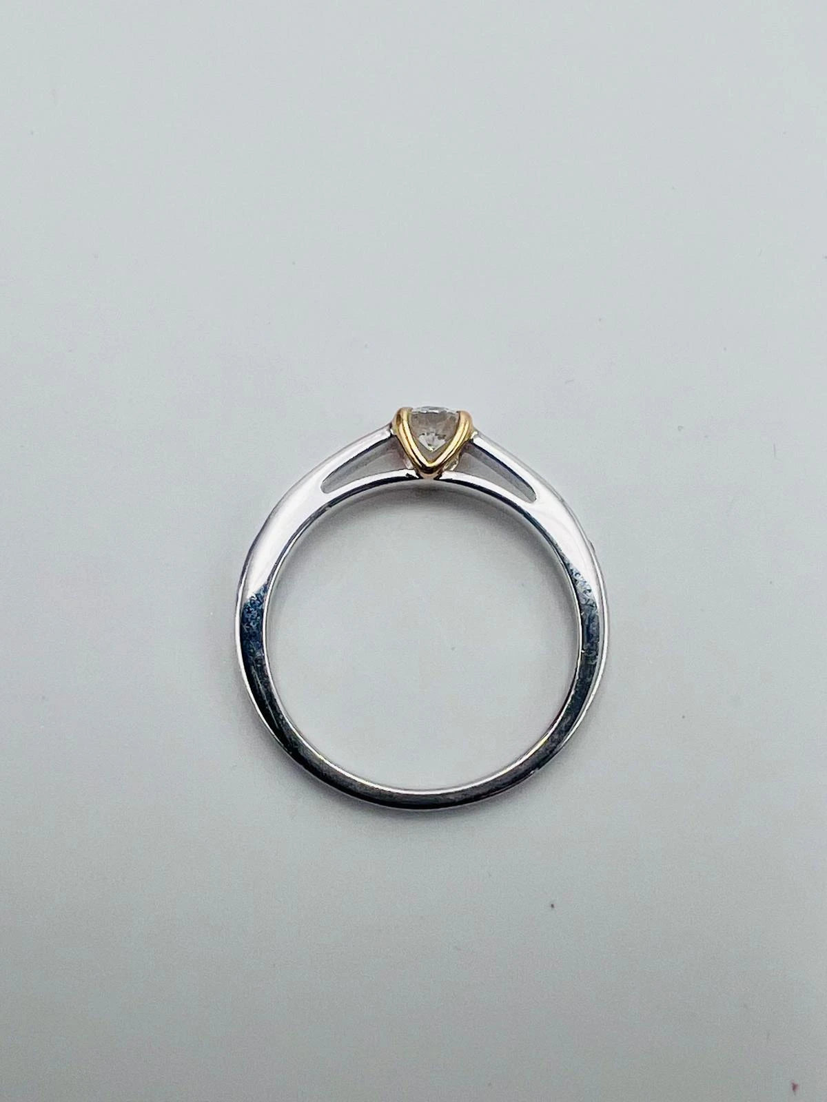 April by Bague or et Diamant