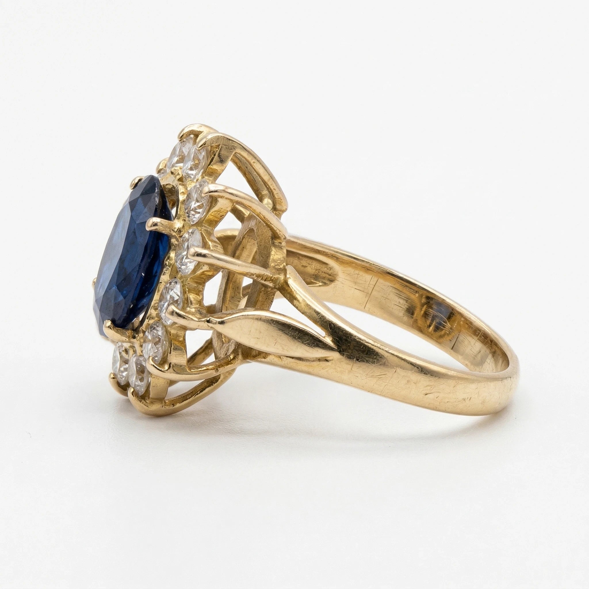Bague Or jaune et Saphir