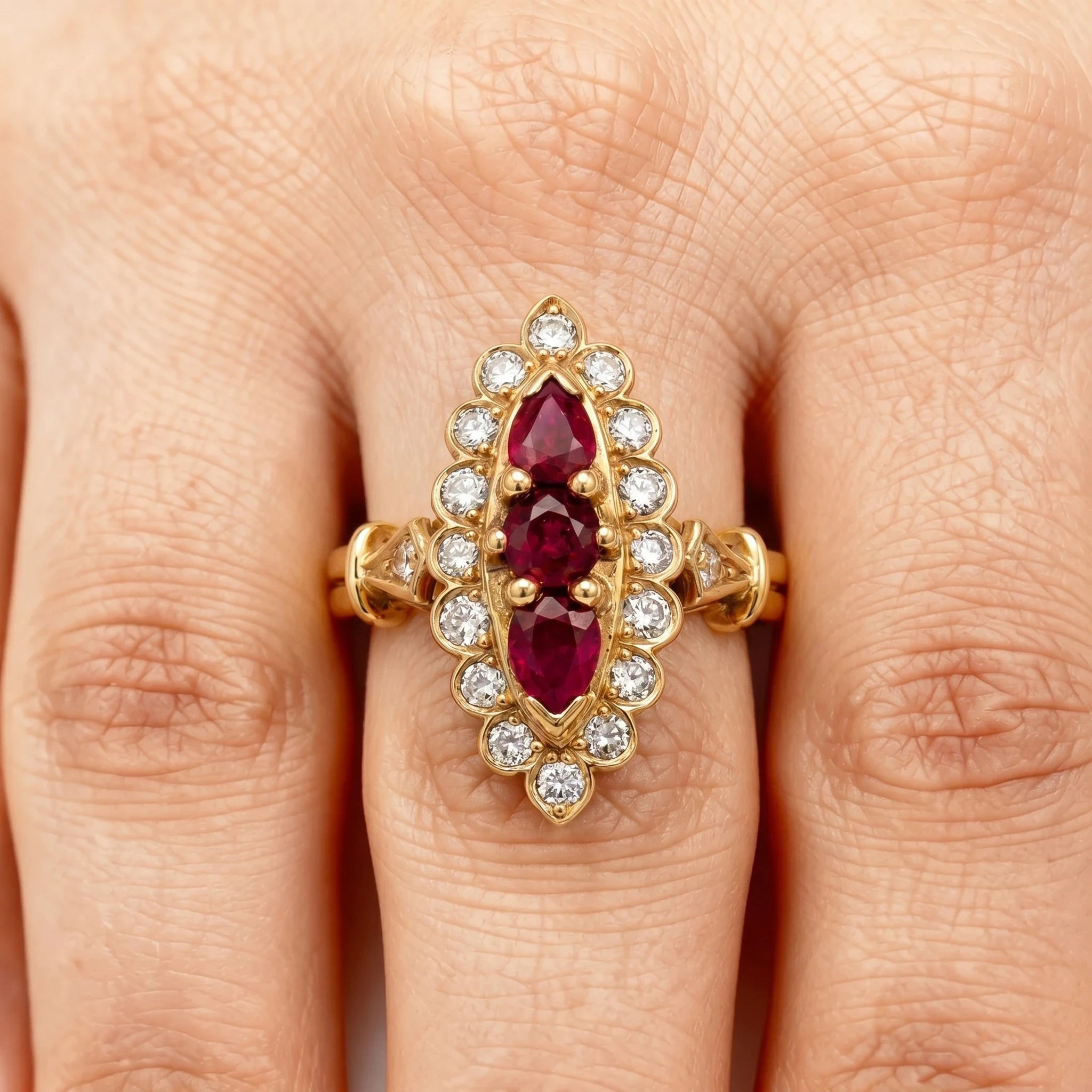 Bague Or jaune et Rubis
