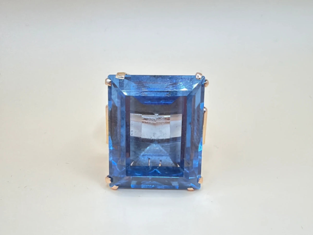 Bague Or jaune et Topaze