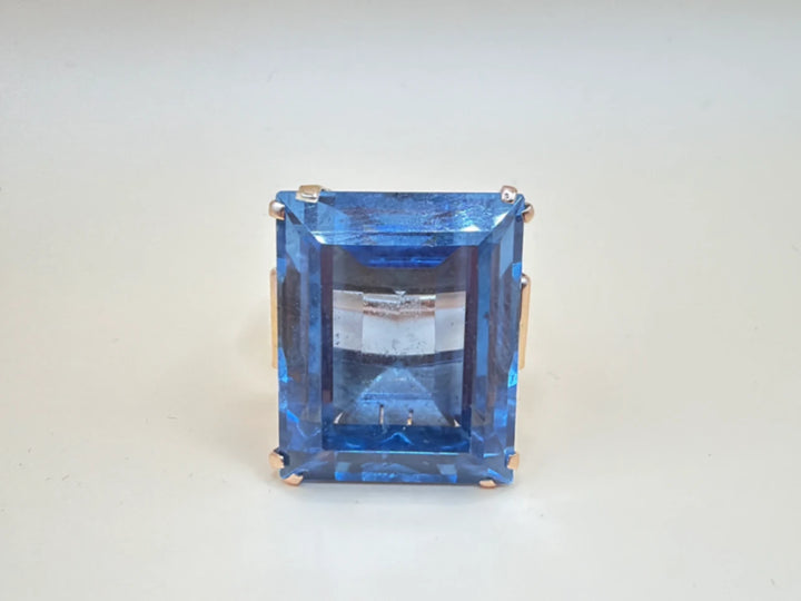 Bague Or jaune et Topaze