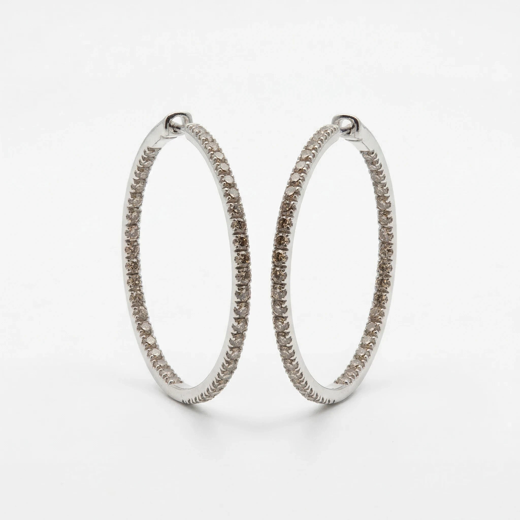 Boucles d'oreilles Or blanc et Diamant pavage