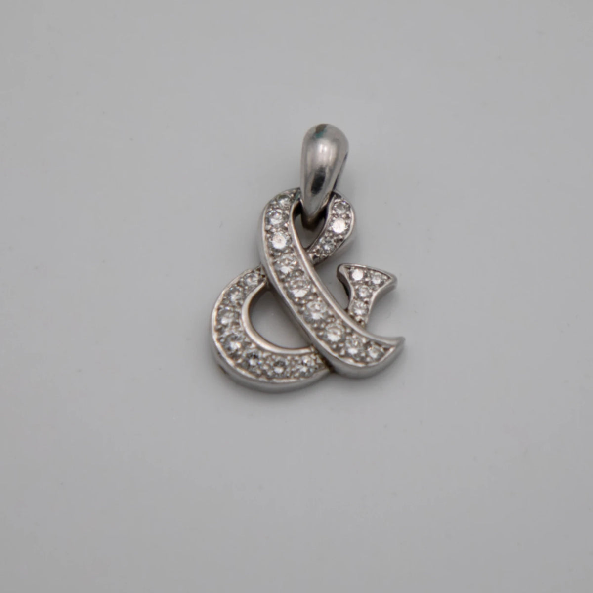 Van Cleef & Arpels Pendentif & or et Diamant pavage
