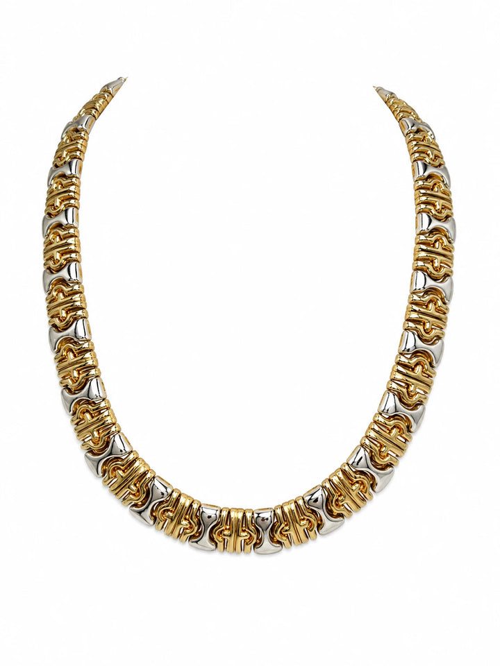 Collier or
