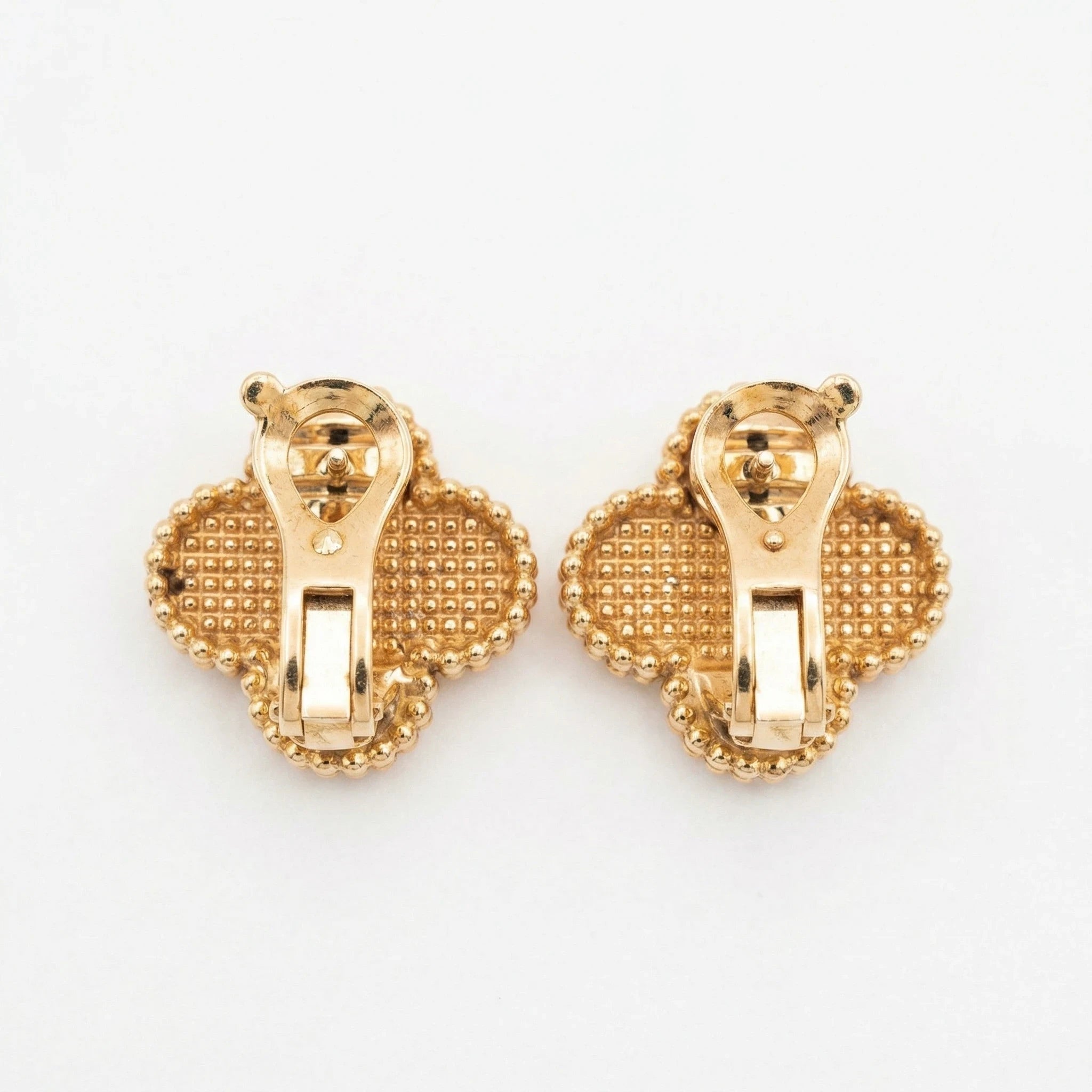 Van Cleef & Arpels Boucles d'oreilles Alhambra Or jaune