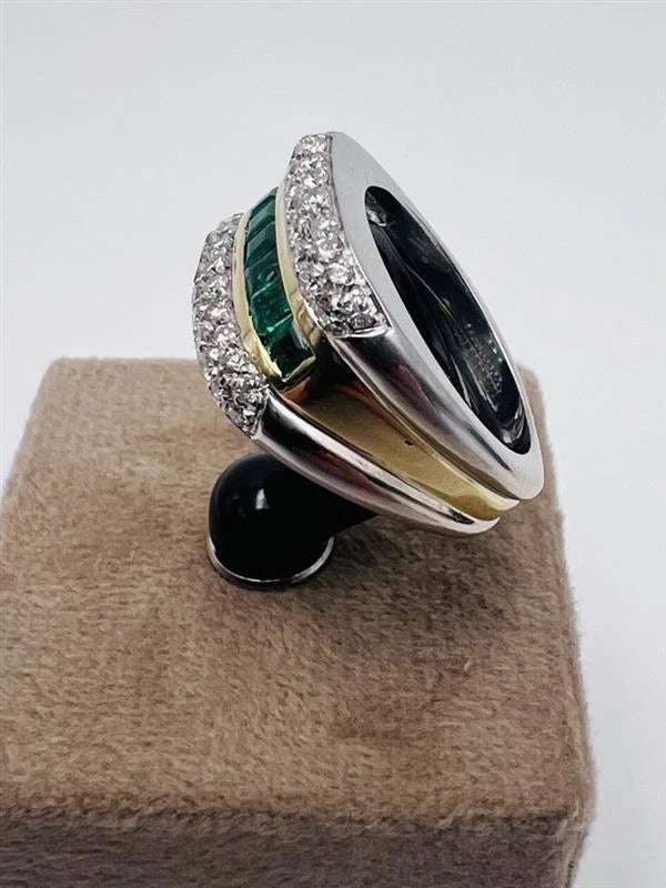 Bague or et Émeraude
