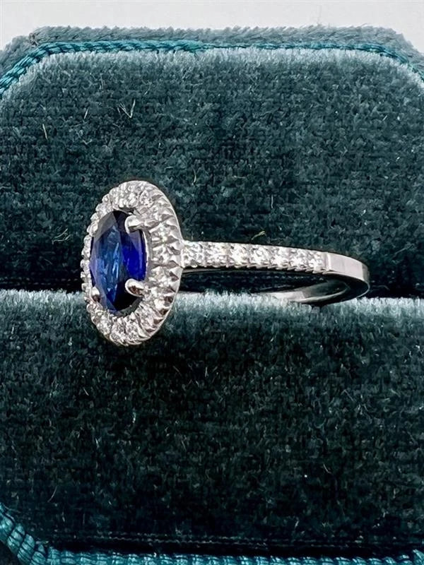 April by Bague Or blanc et Saphir