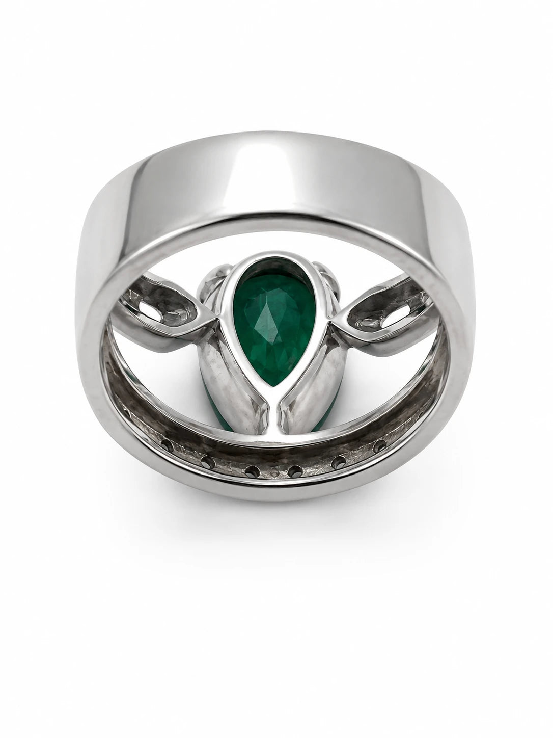 Bague Or blanc et Émeraude