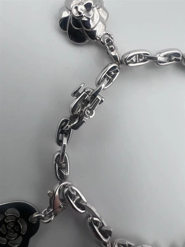 Chanel Bracelet Camelia or