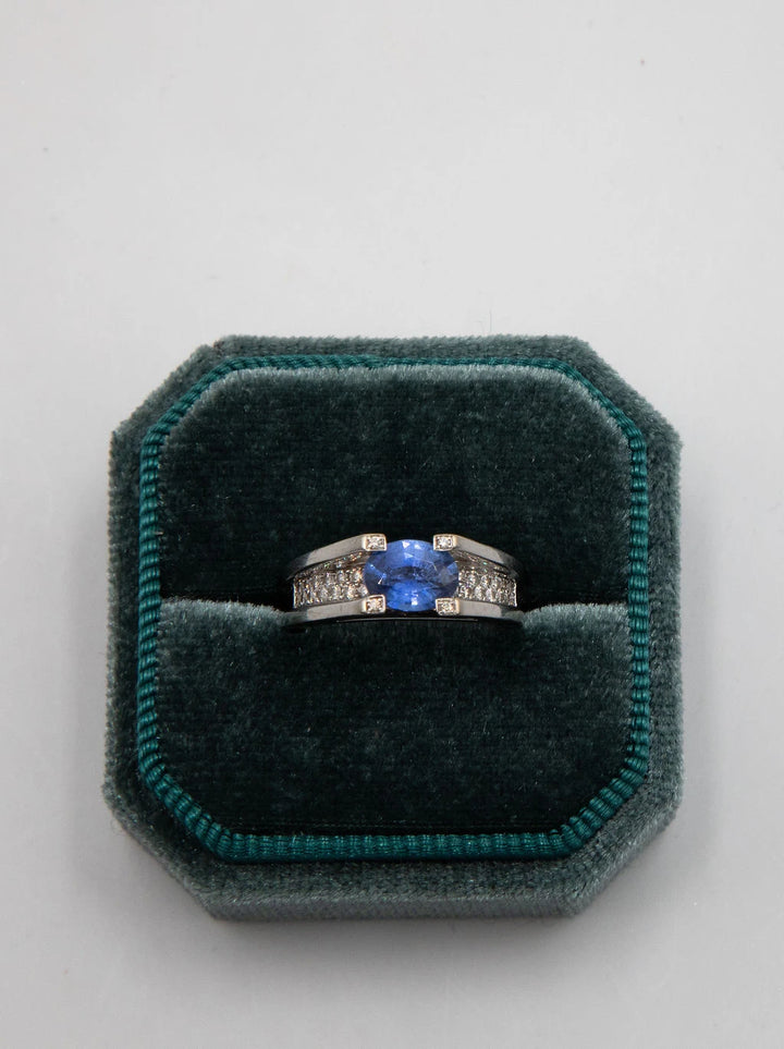 Bague Or blanc et Saphir