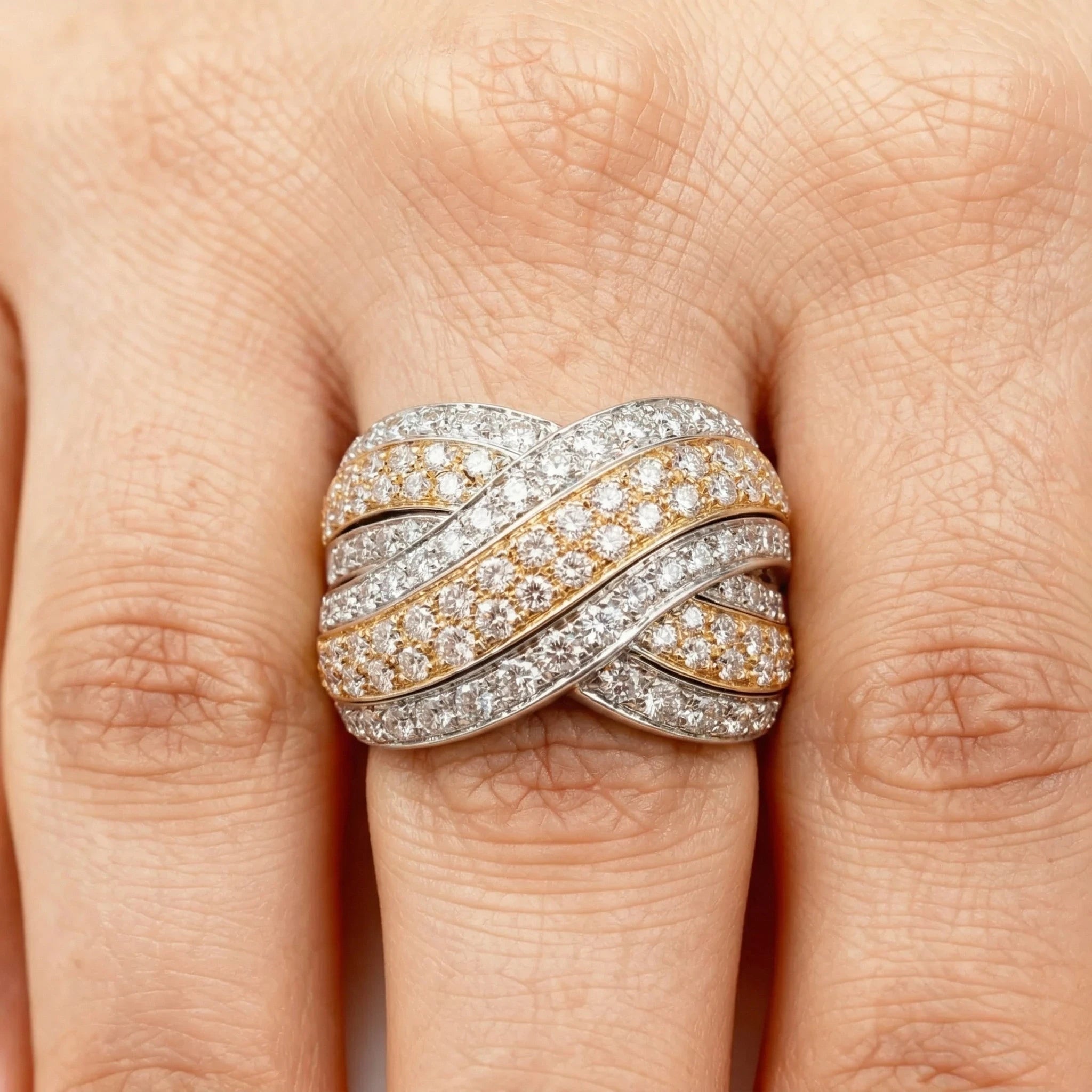 Bague Or jaune et Diamant pavage