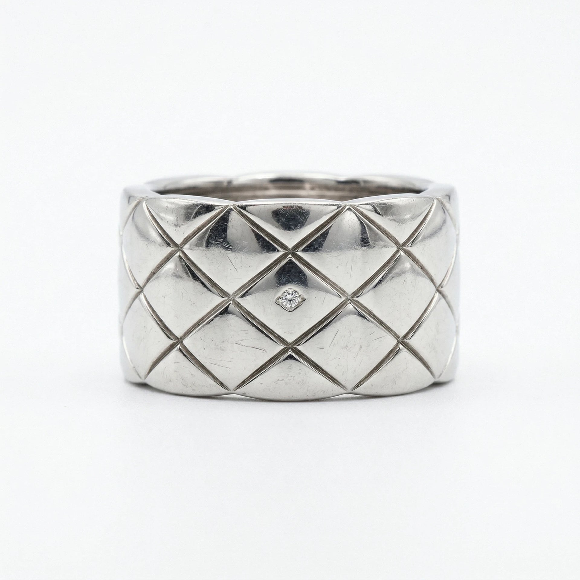 Chanel Bague Matelassé Or blanc