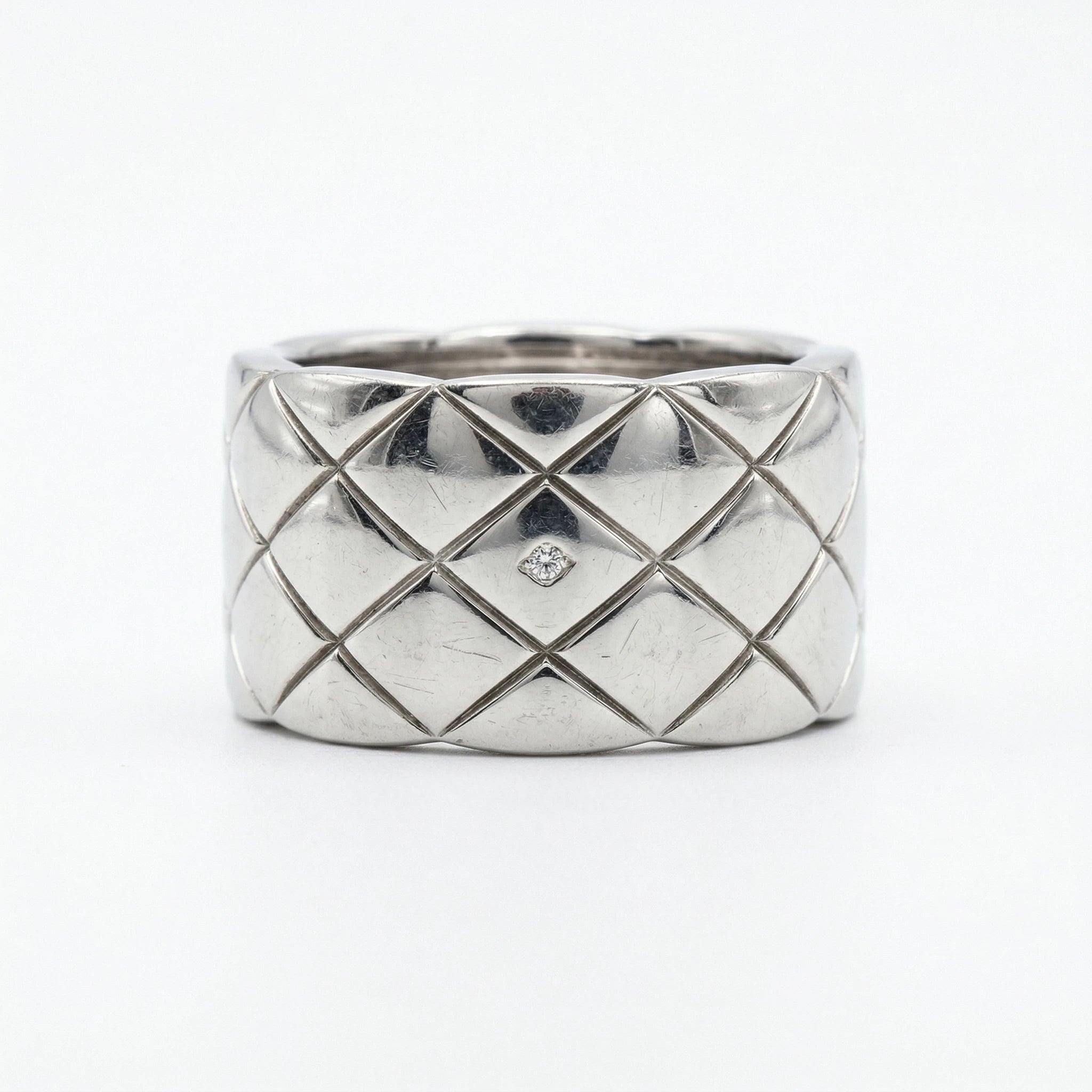 Chanel Bague Matelassé Or blanc