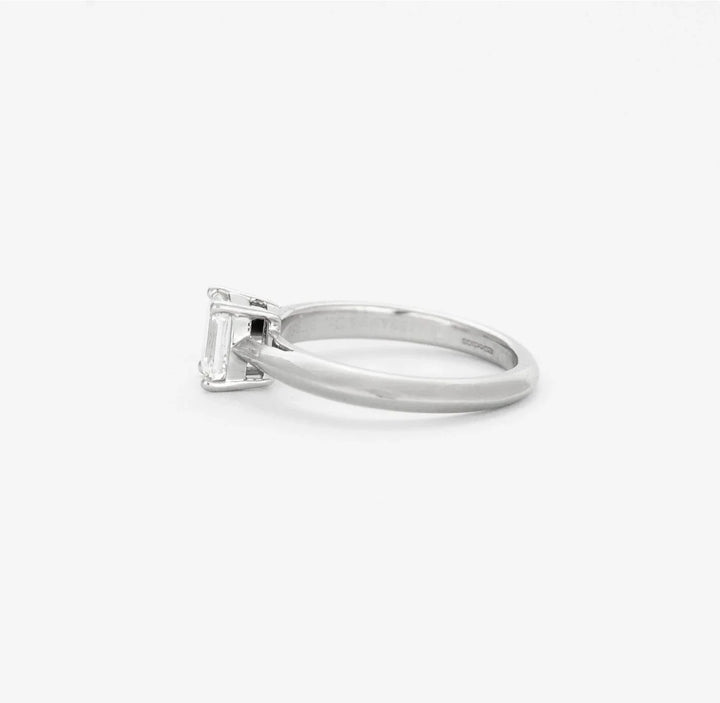 Tiffany & Co. Bague Solitaire Platine et Diamant