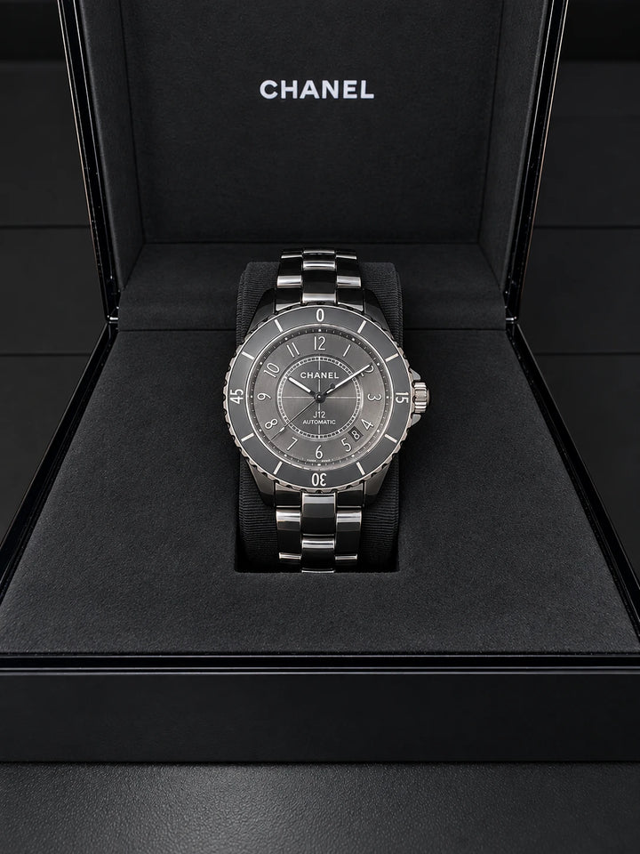 Montre Chanel J12