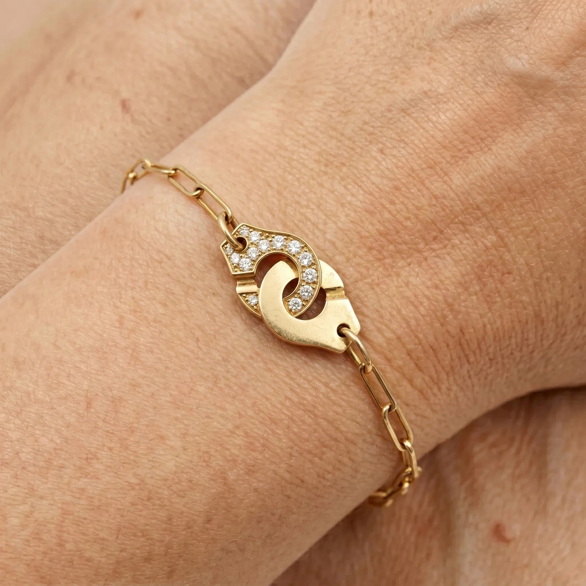 Dinh van Bracelet Menottes Or jaune et Diamant pavage