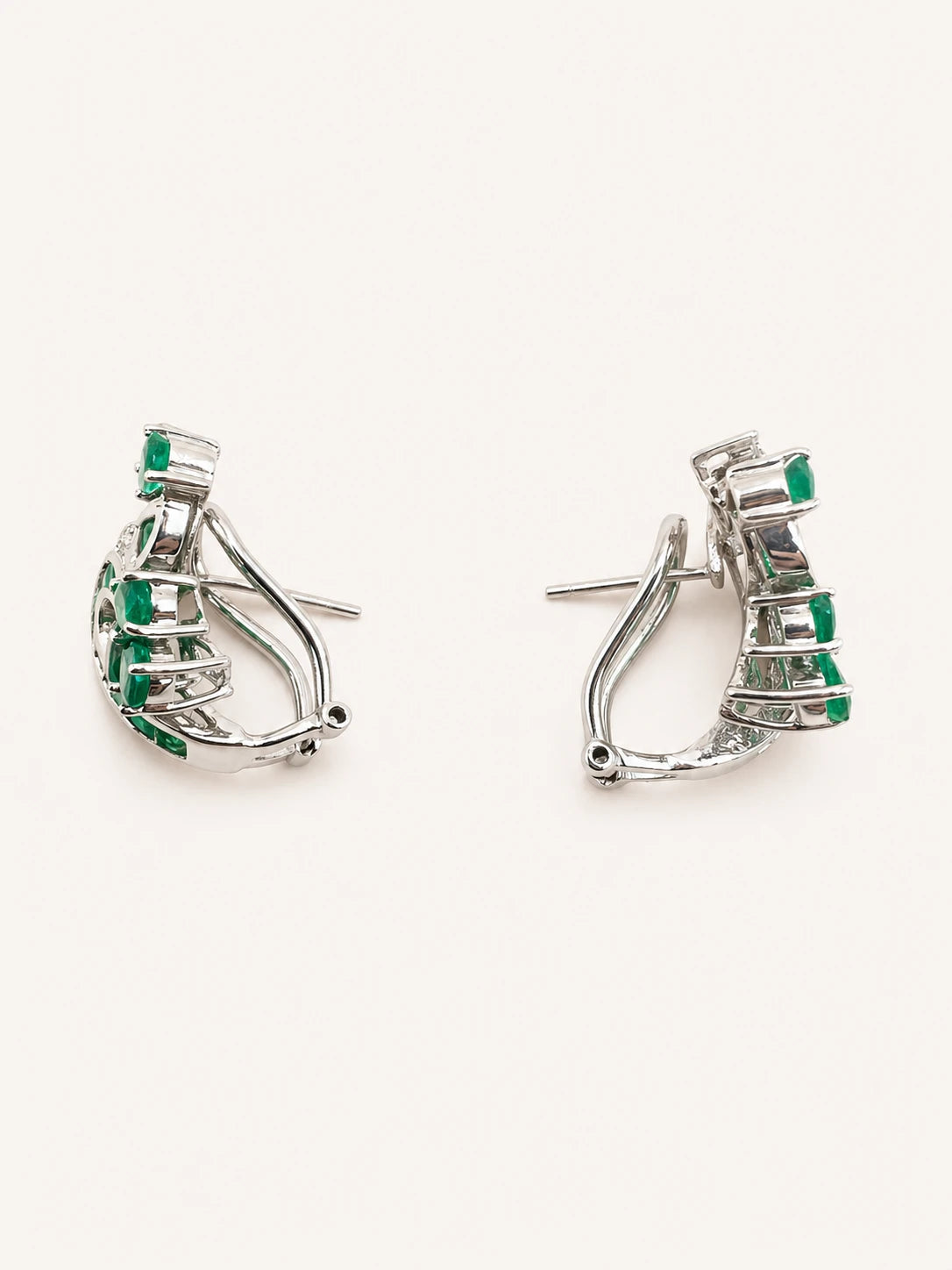 Boucles d'oreilles Or blanc et Émeraude