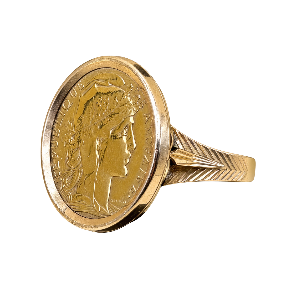 Bague or