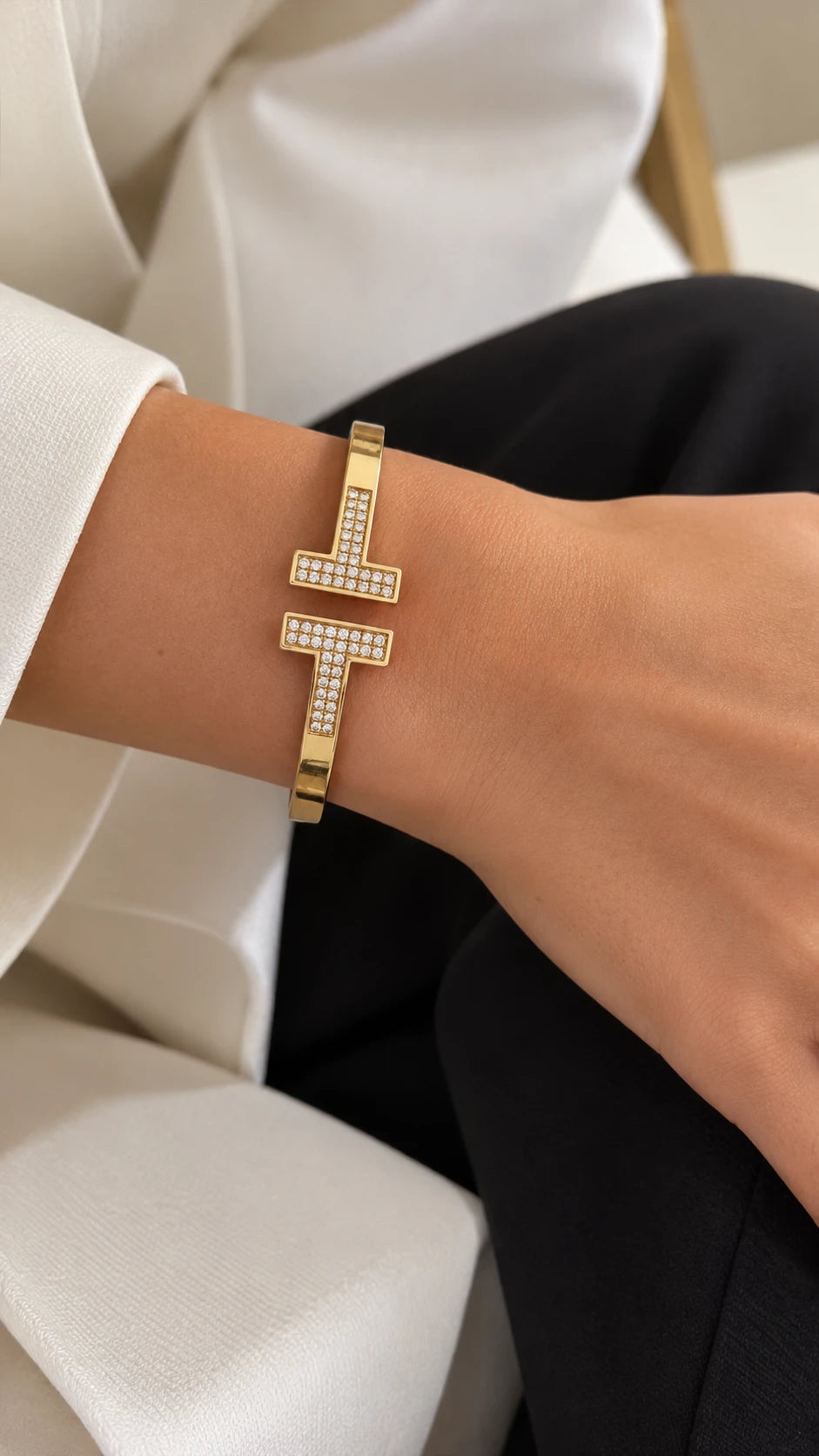 Tiffany & Co. Bracelet T square or et Diamant pavage
