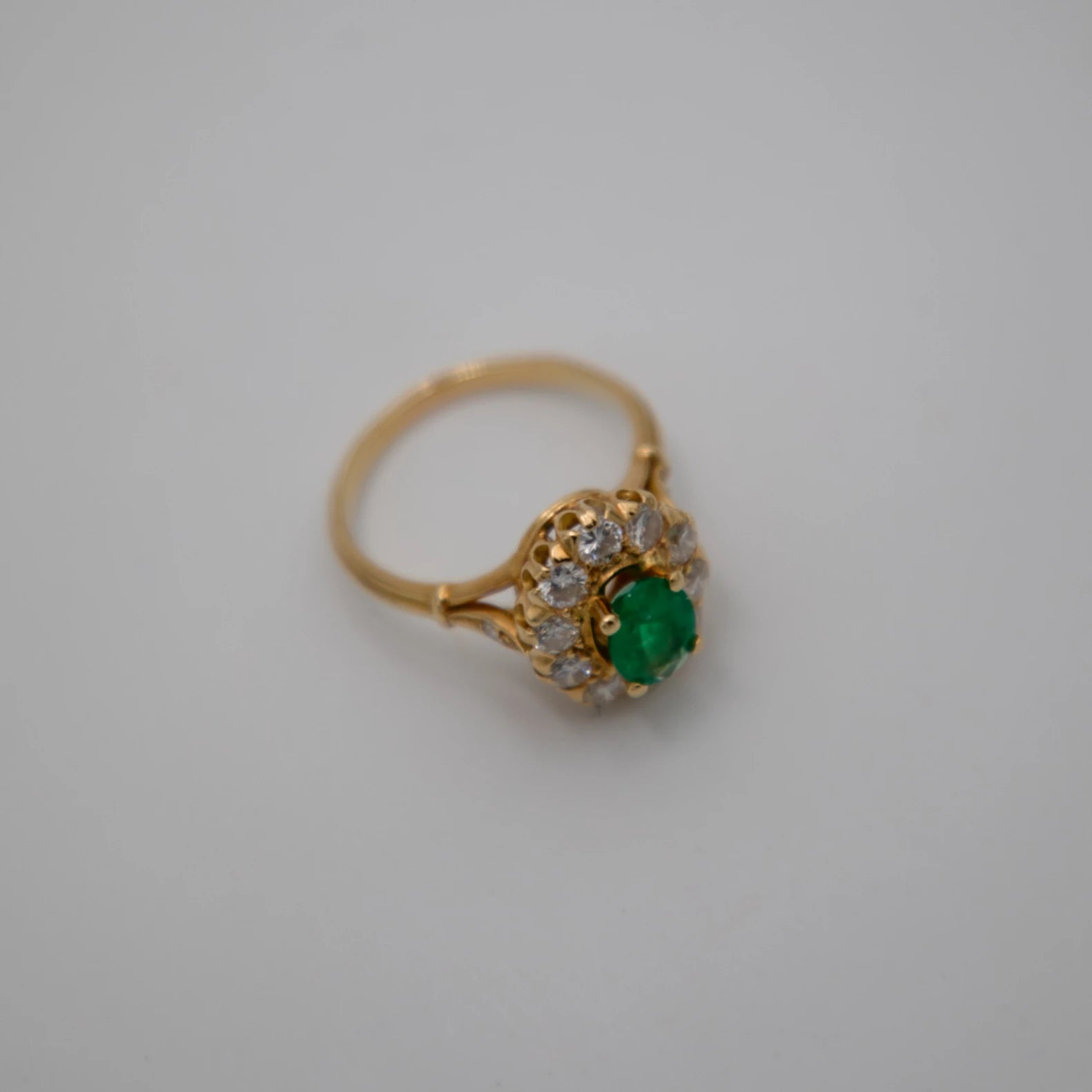 Bague Or jaune et Émeraude