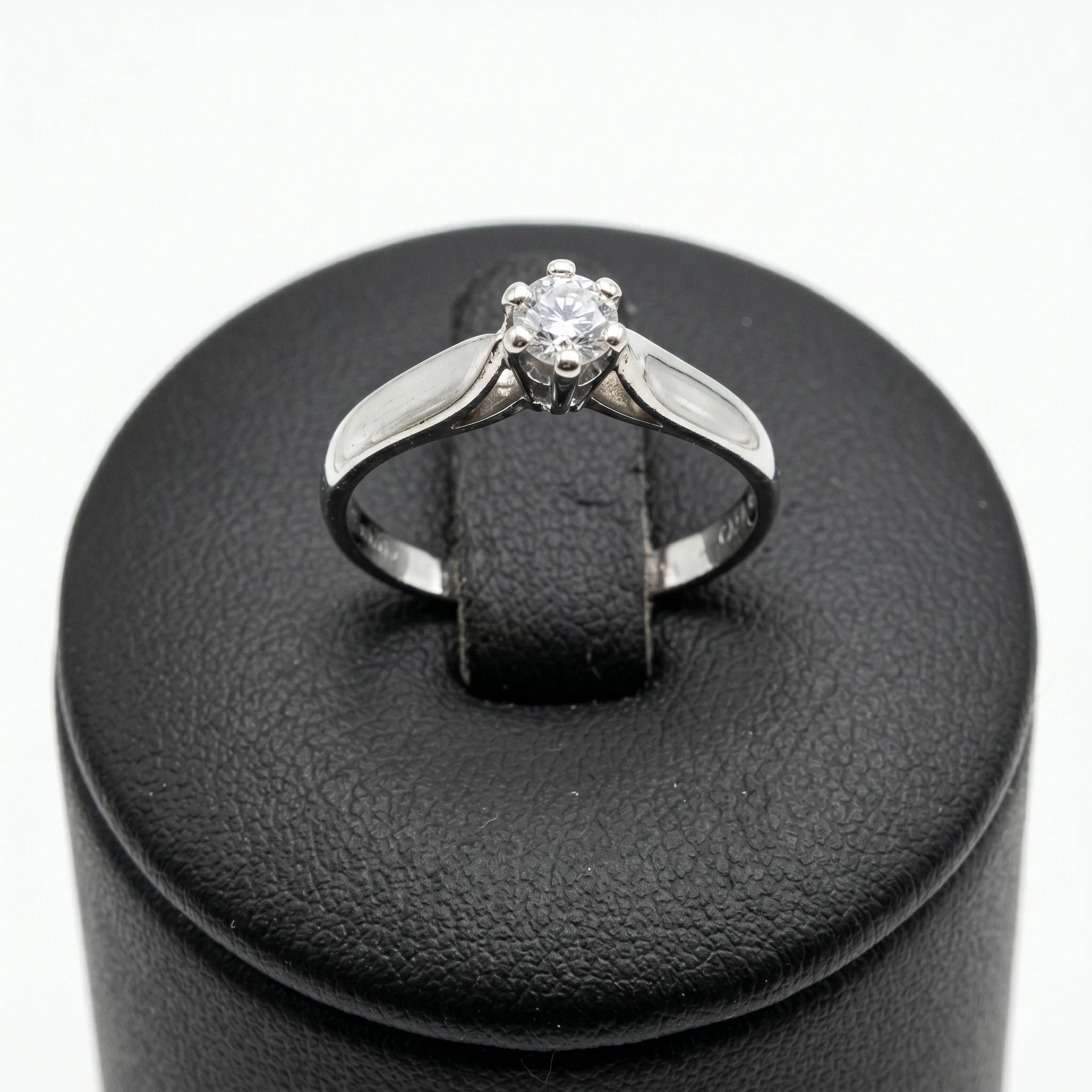 Mauboussin Bague solitaire Or gris et Diamant