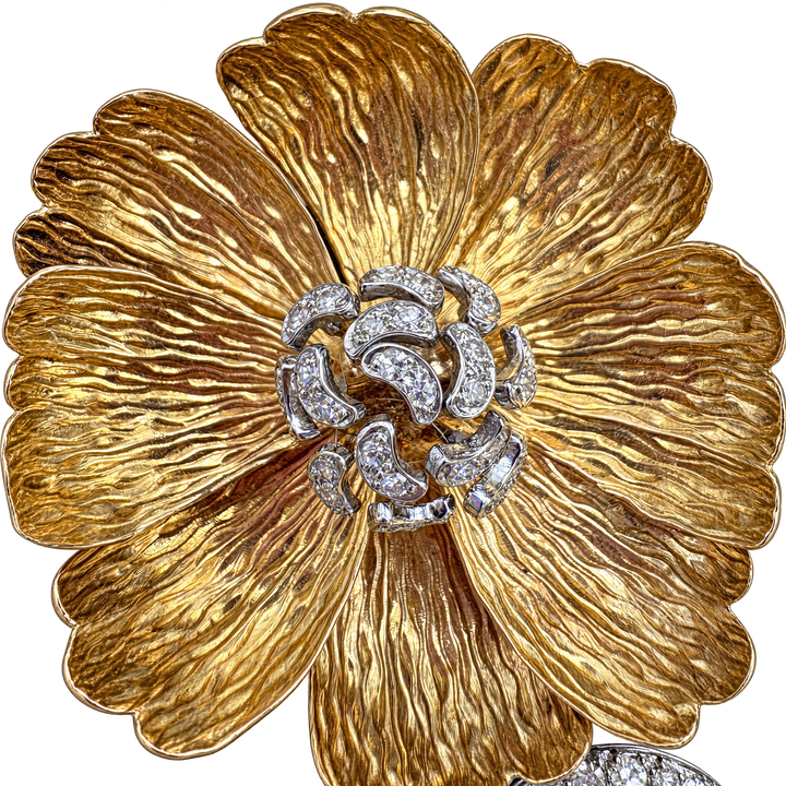 Boucheron · Broche Fleur en or et diamants