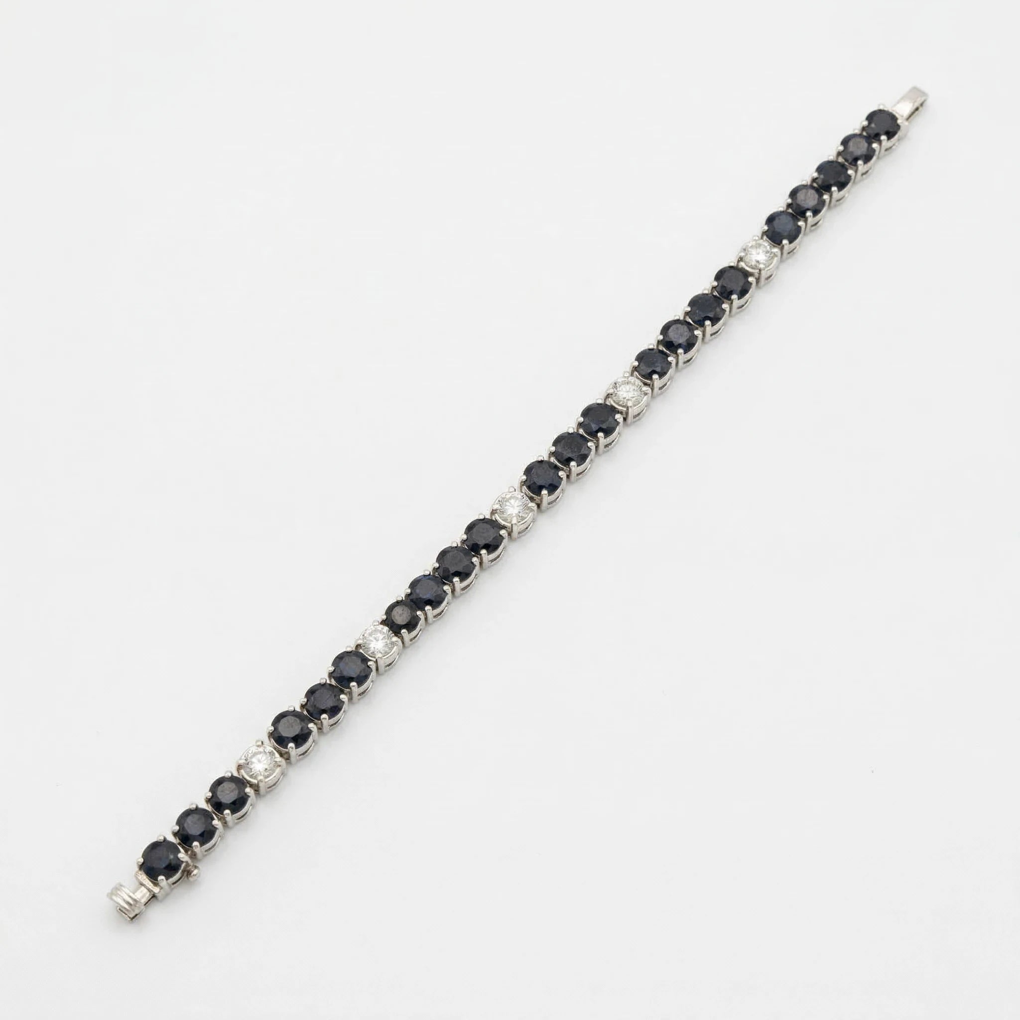 Bracelet Or blanc et Pavé de saphirs