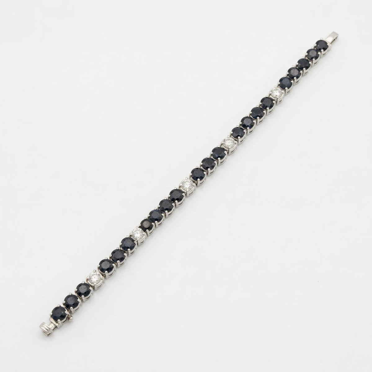 Bracelet or et Pavé de saphirs