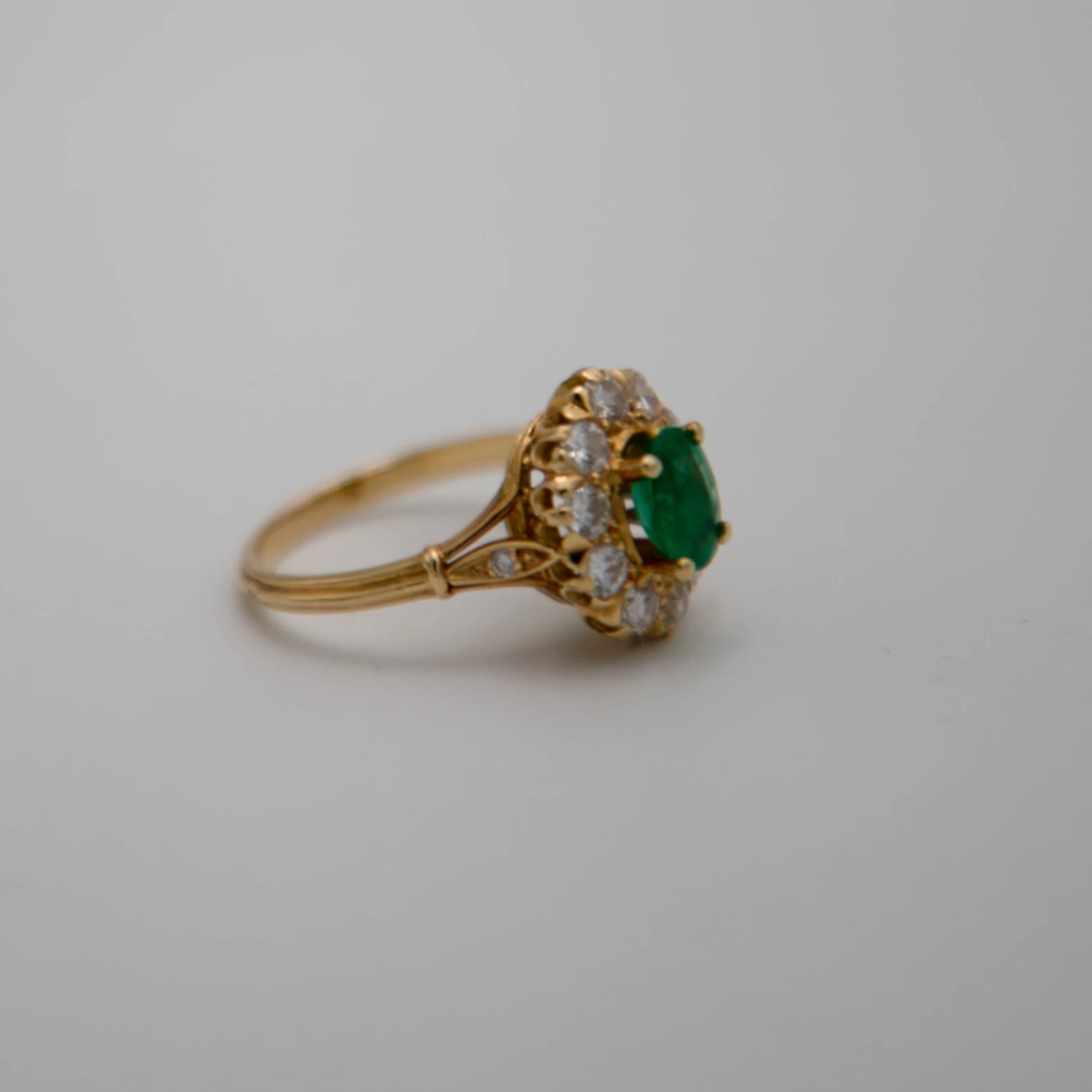 Bague Or jaune et Émeraude