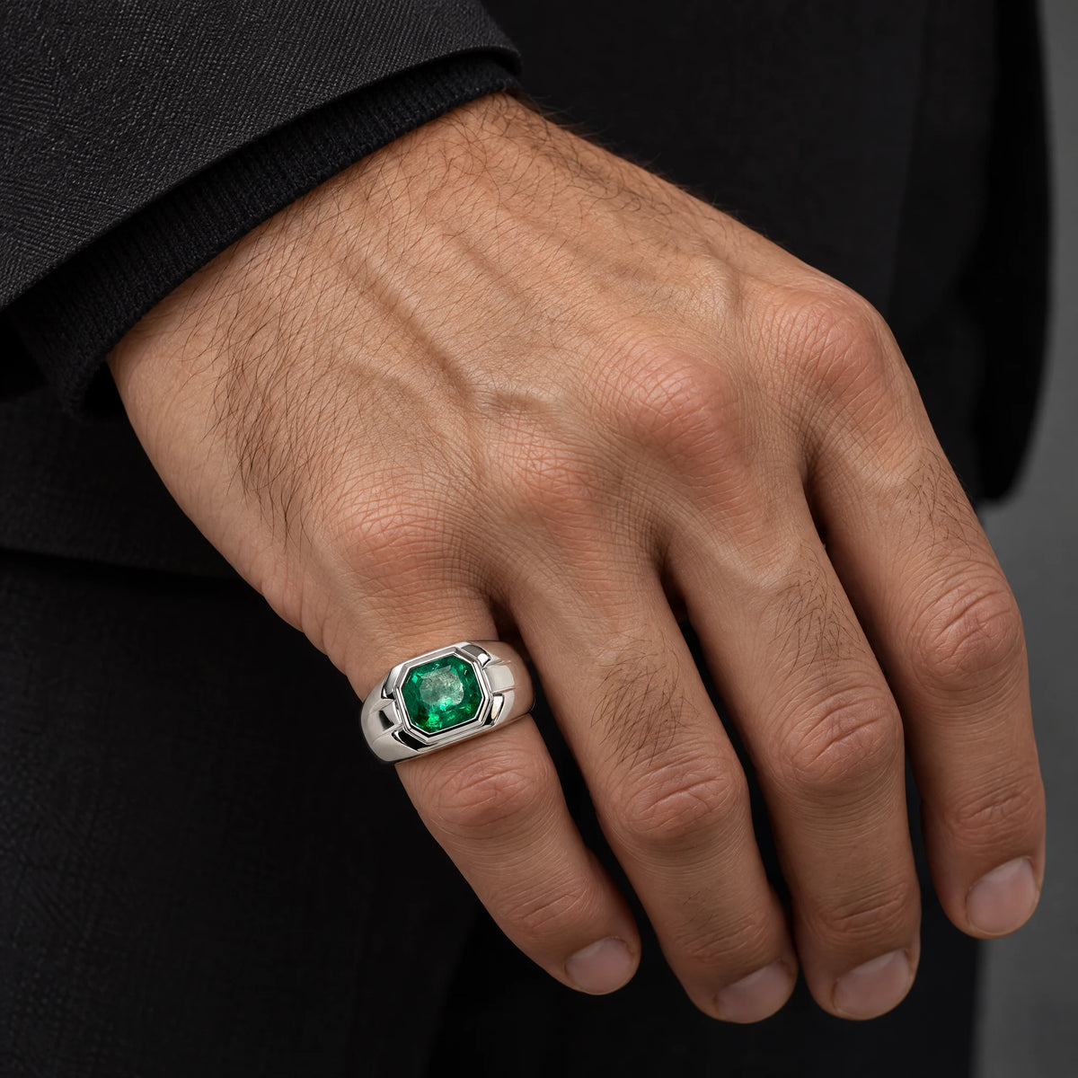 Bague or et Émeraude