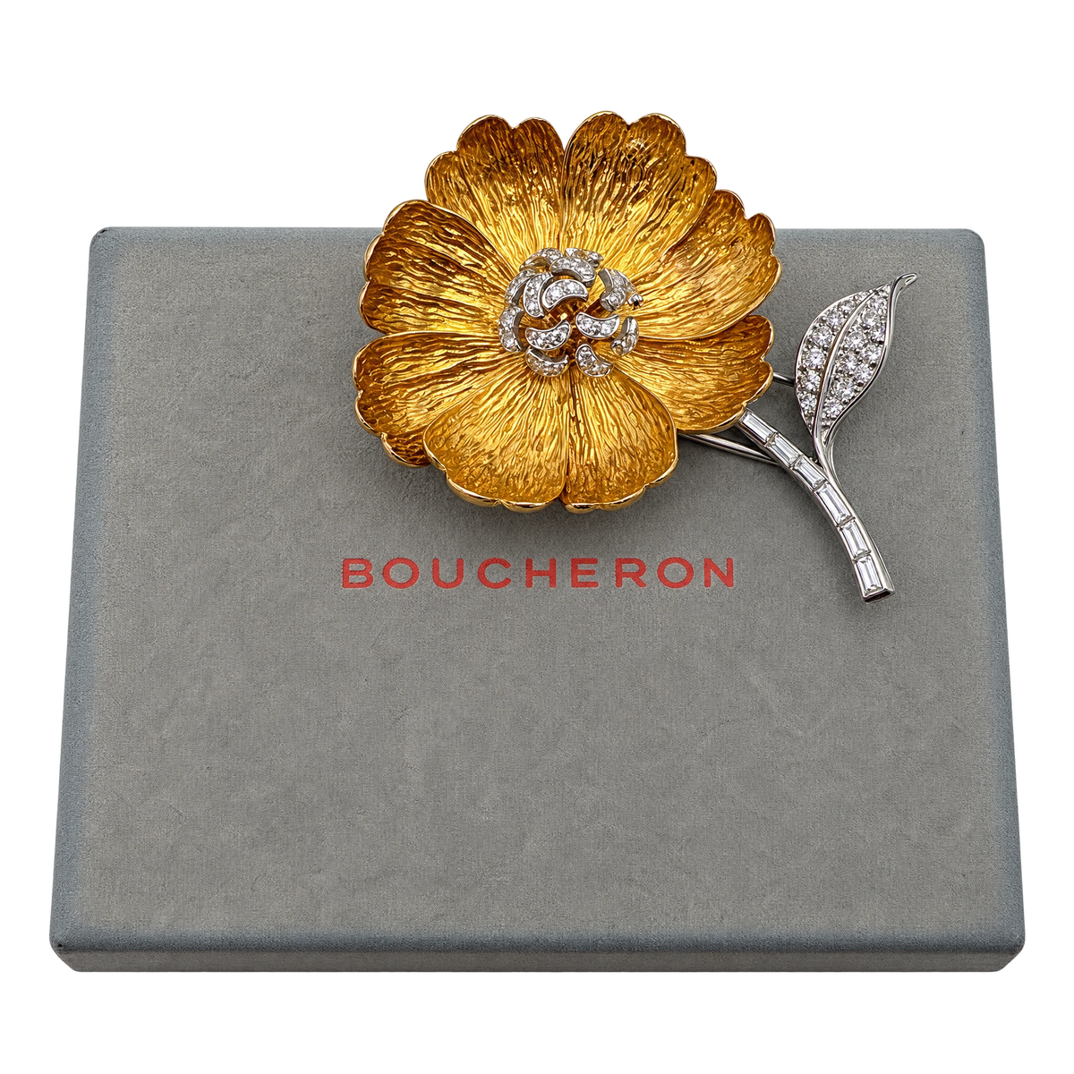 Boucheron · Broche Fleur en or et diamants