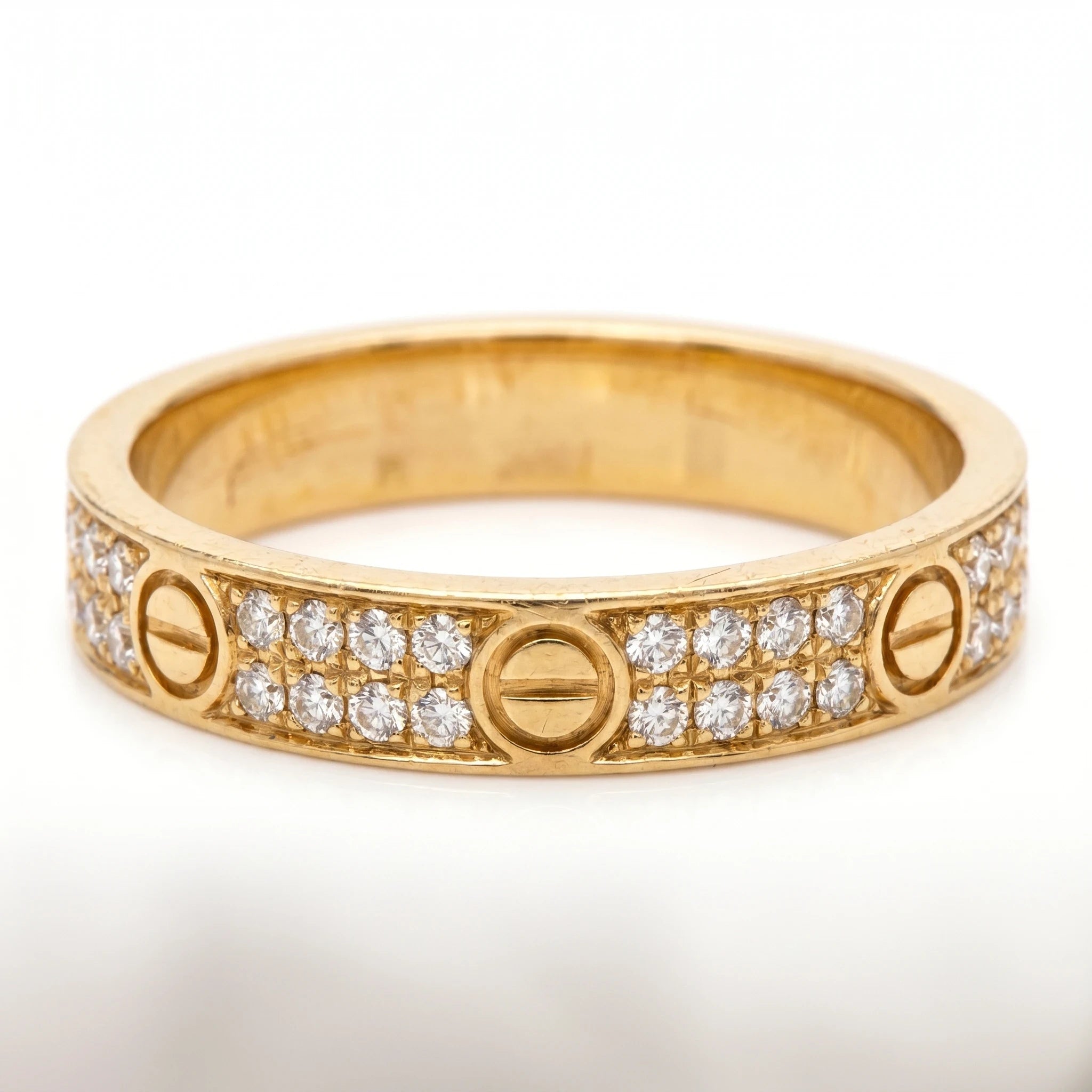 Cartier Bague Love Or jaune et Diamant pavage