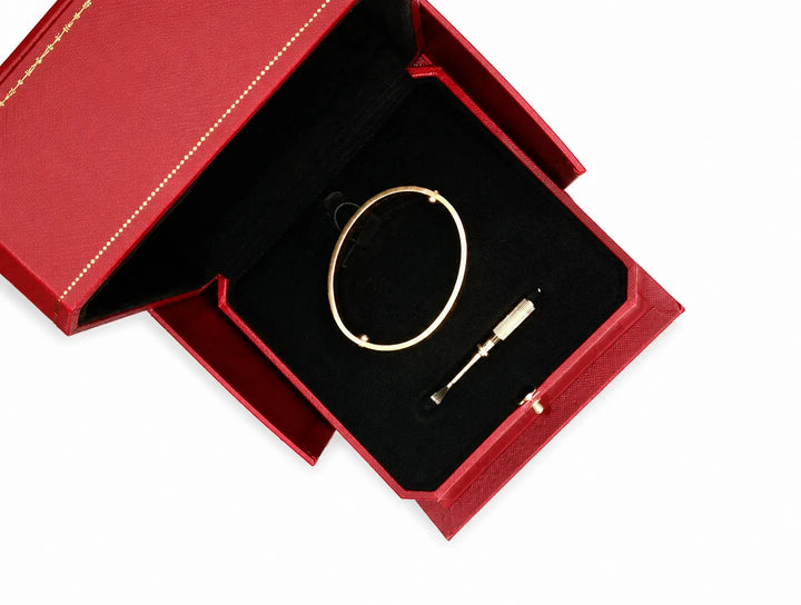 Cartier Bracelet Love or