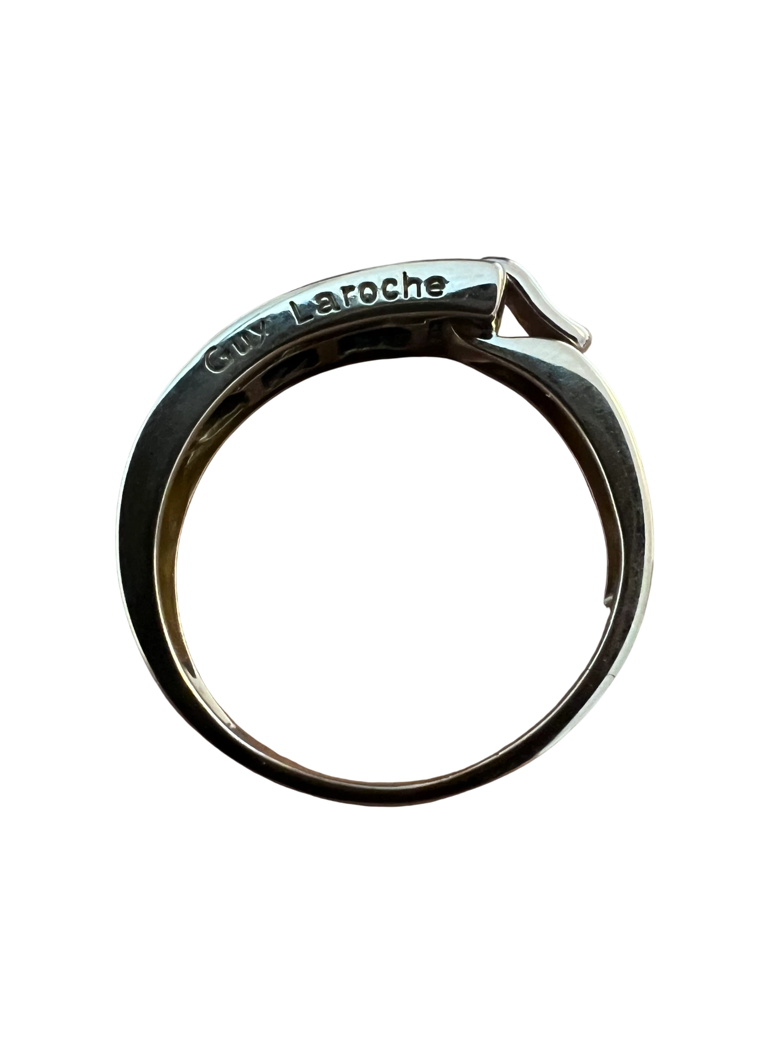Guy Laroche Bague Or jaune et Saphir