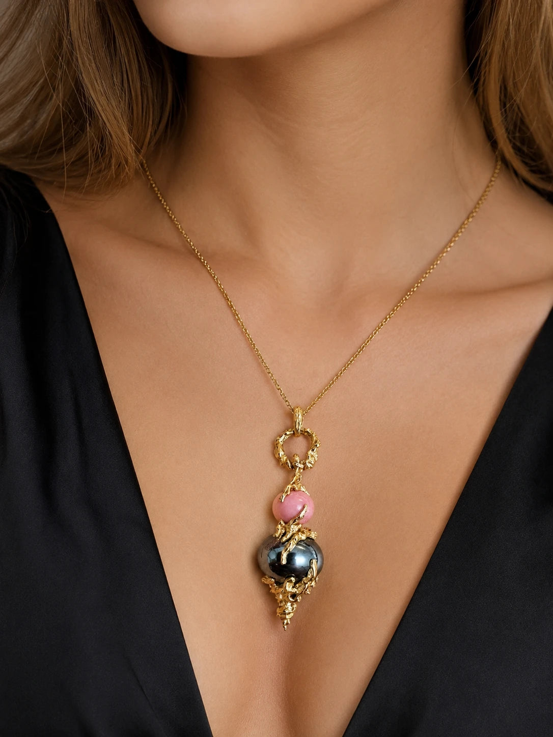 Chaumet Pendentif Or jaune et Corail