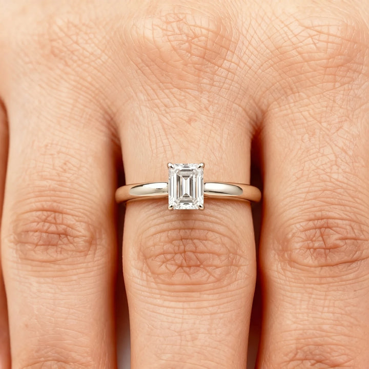 Tiffany & Co. Bague Solitaire Platine et Diamant