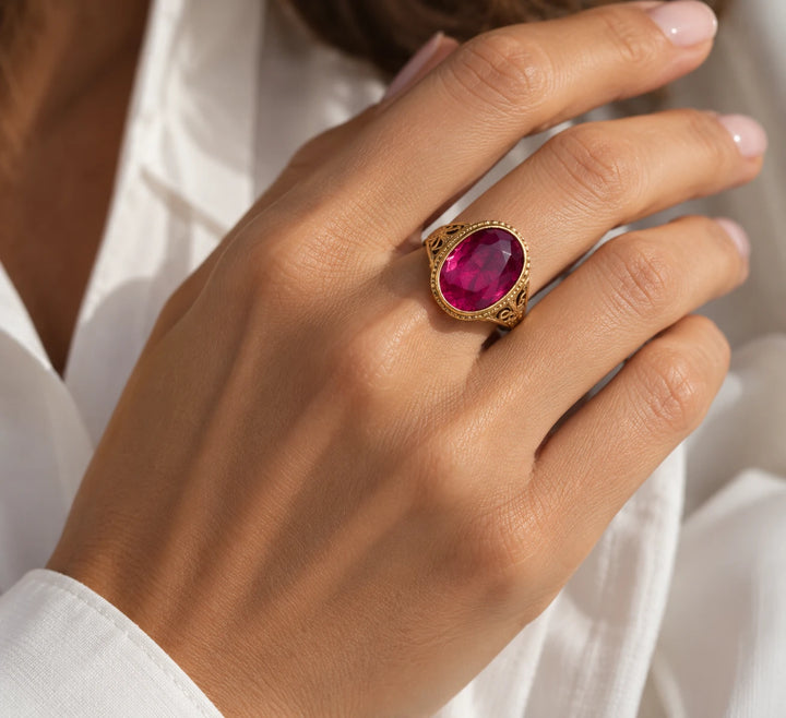 Bague or et Pierre rose