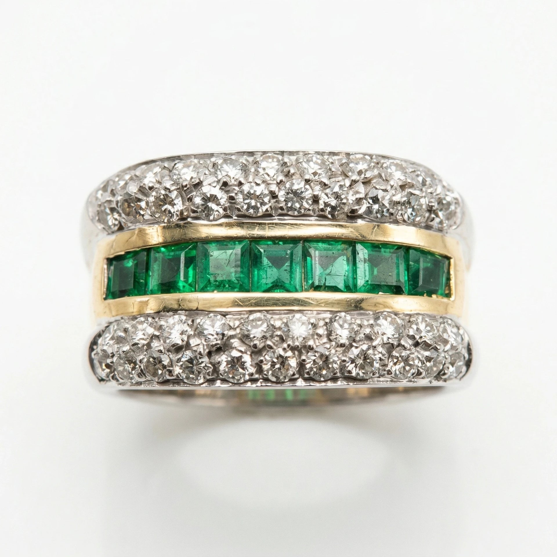 Bague or et Émeraude
