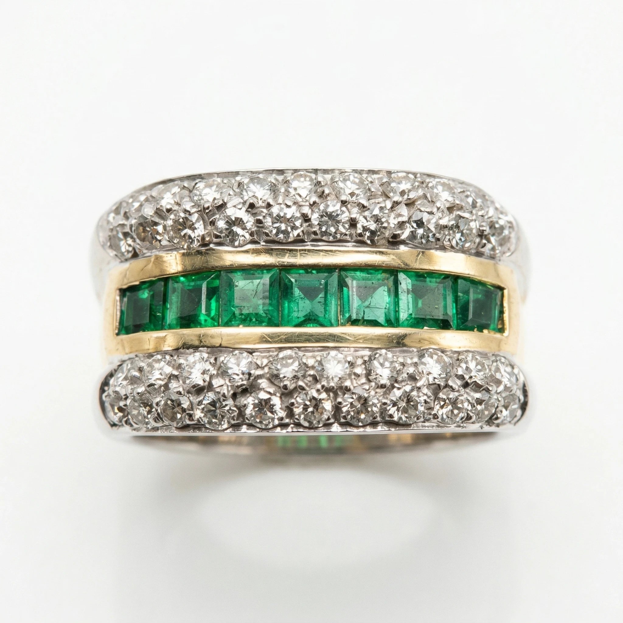 Bague Or jaune et Émeraude