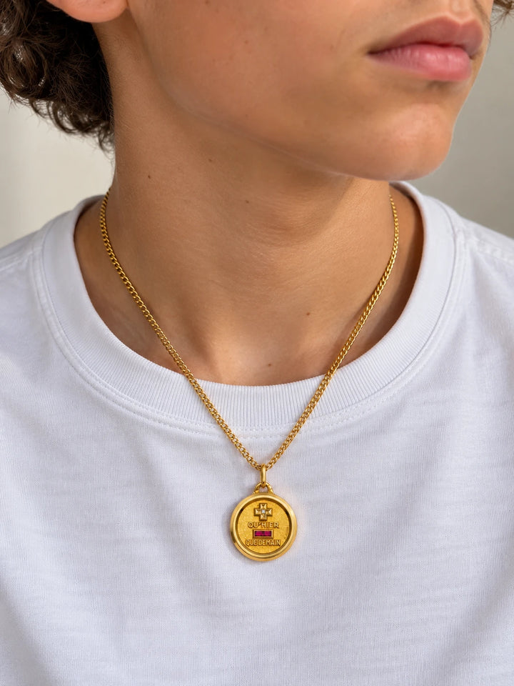 Augis Médaille or et Rubis