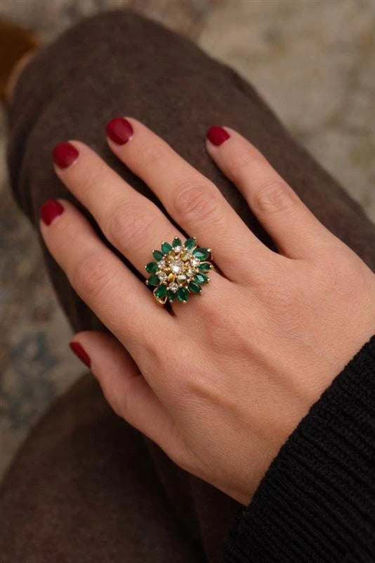 Bague Or jaune et Émeraude