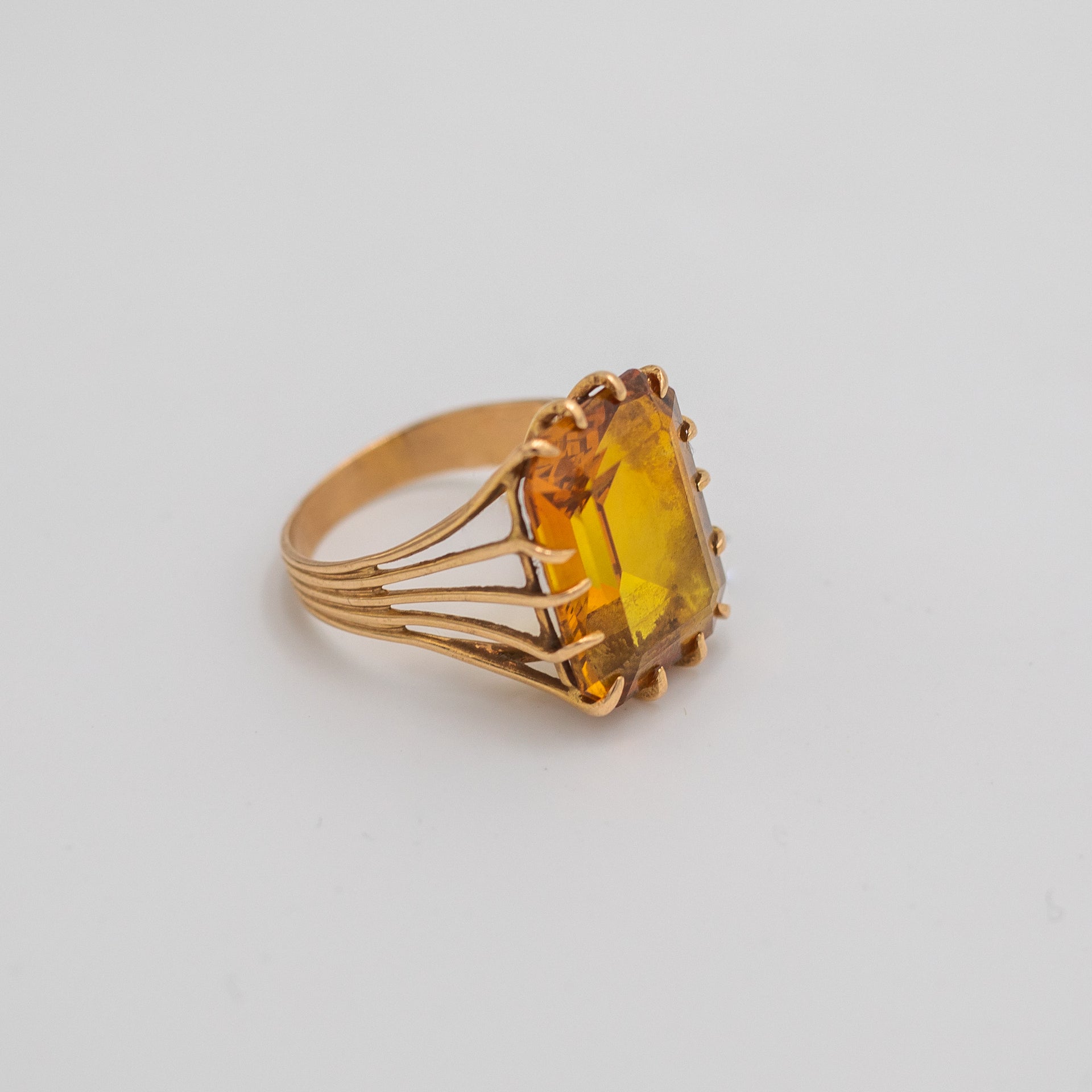 Bague cocktail citrine or jaune