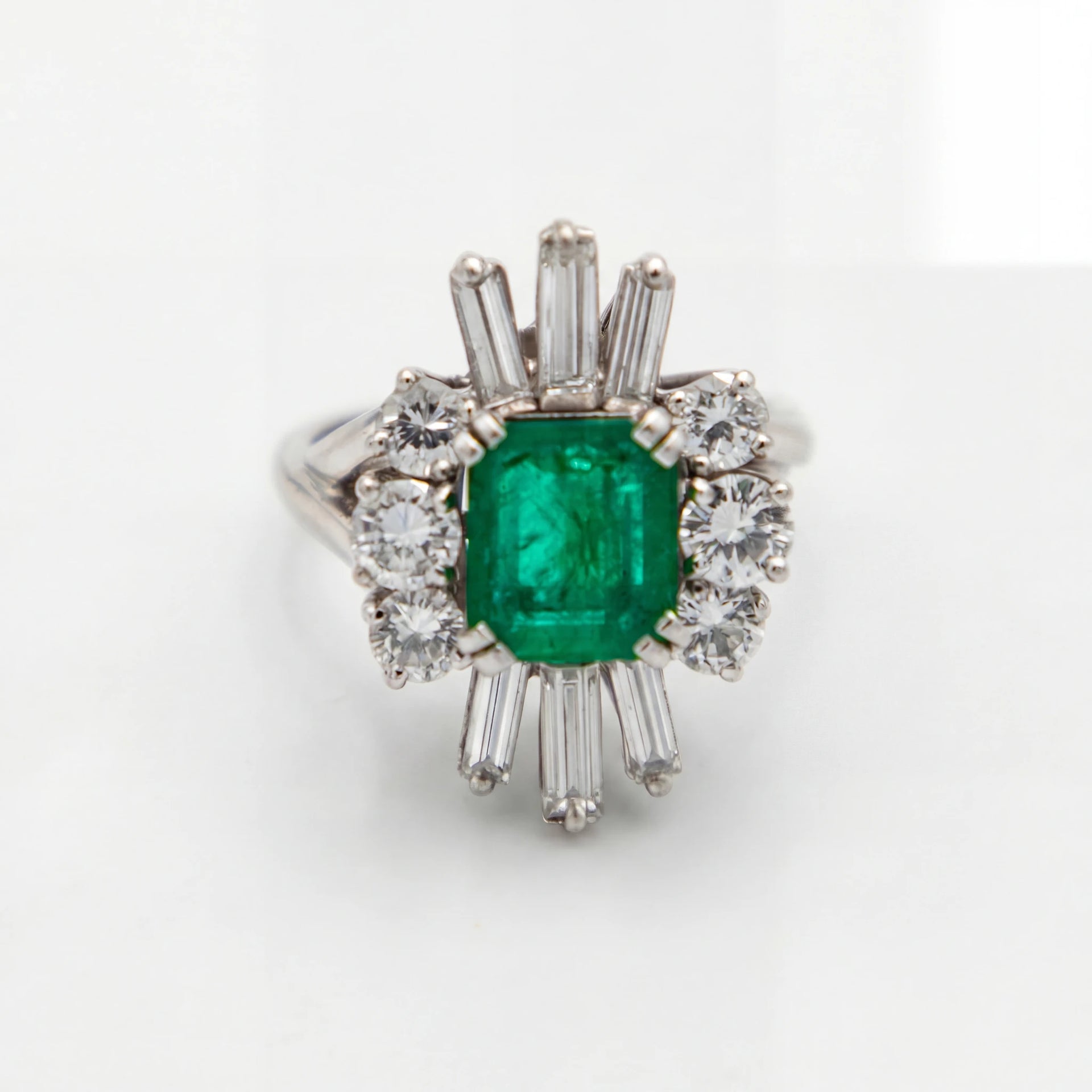 Bague Platine et Émeraude