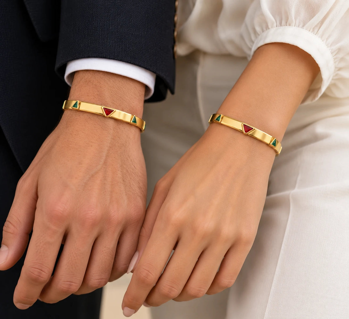Gucci Bracelet or, Émeraude et Rubis