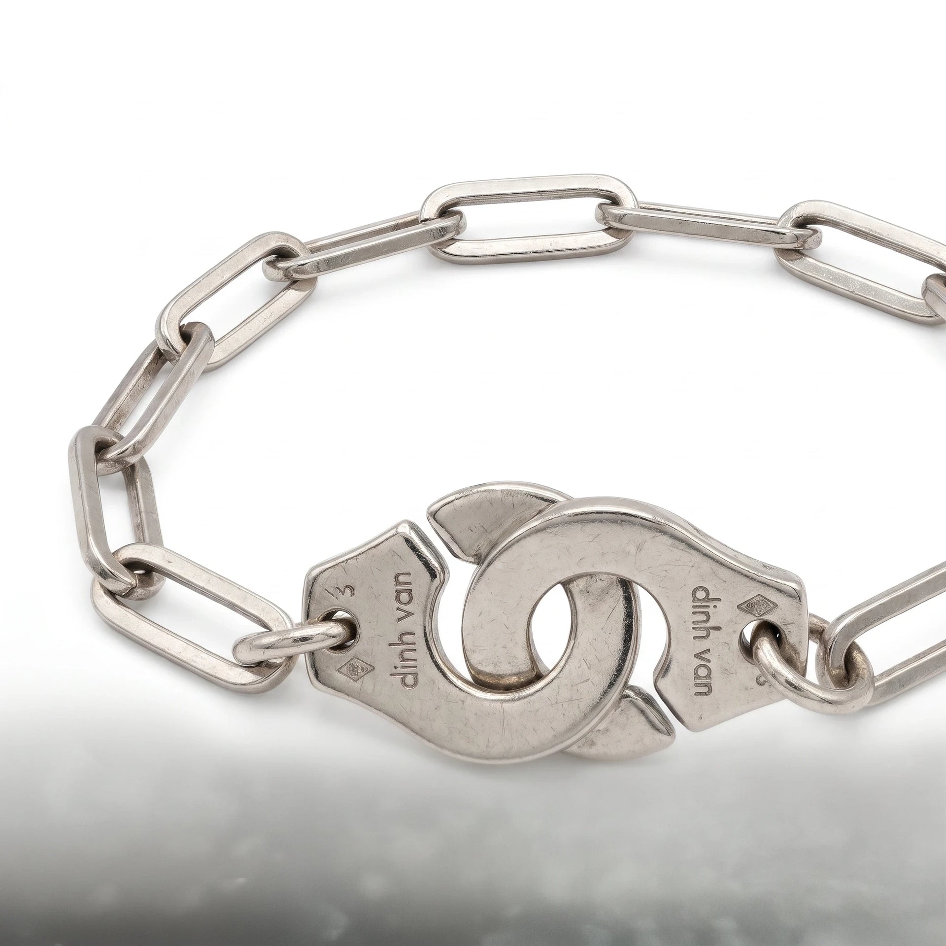 Dinh van Bracelet Menottes R10 or