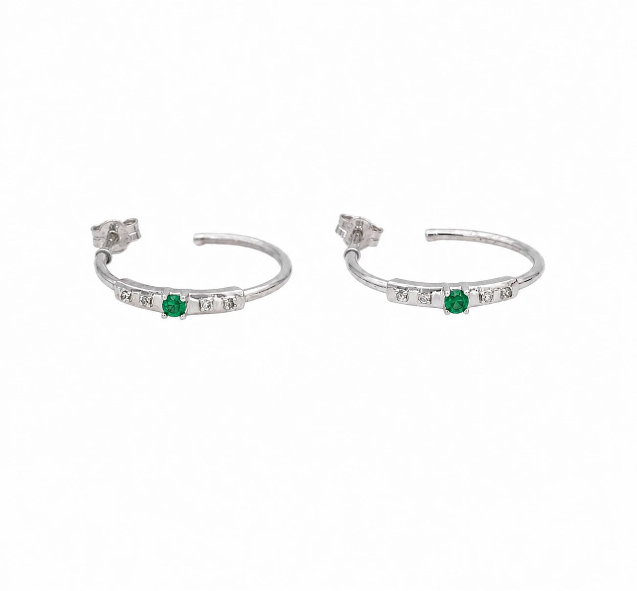 Mauboussin Boucles d'oreilles Capsule emotion Or blanc et Émeraude