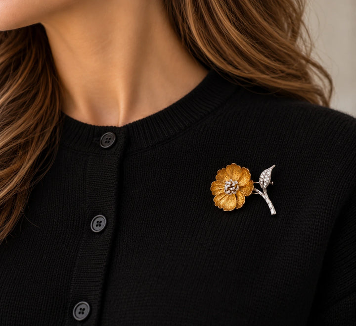 Boucheron · Broche Fleur en or et diamants