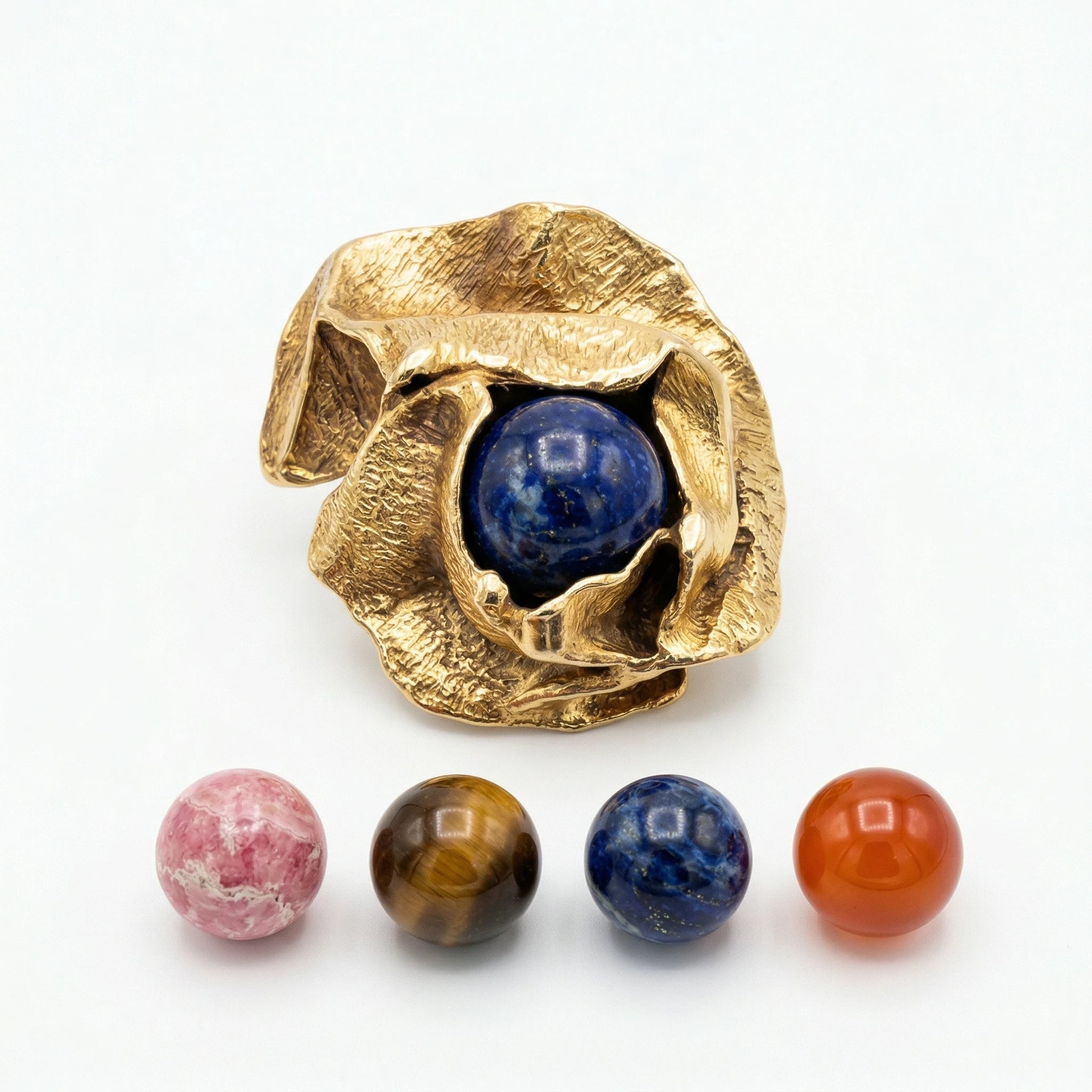 Gilbert Albert Broche Or jaune et Oeil de tigre