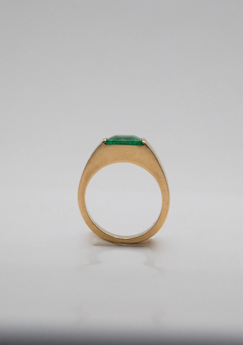 Cartier Bague Tank Or jaune et Émeraude
