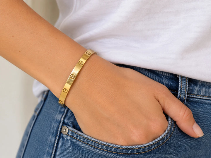 Cartier Bracelet Love or